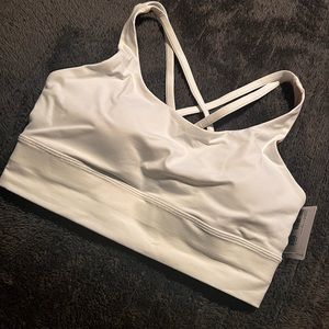 BNWT Energy Bra Long Line Lululemon size 8